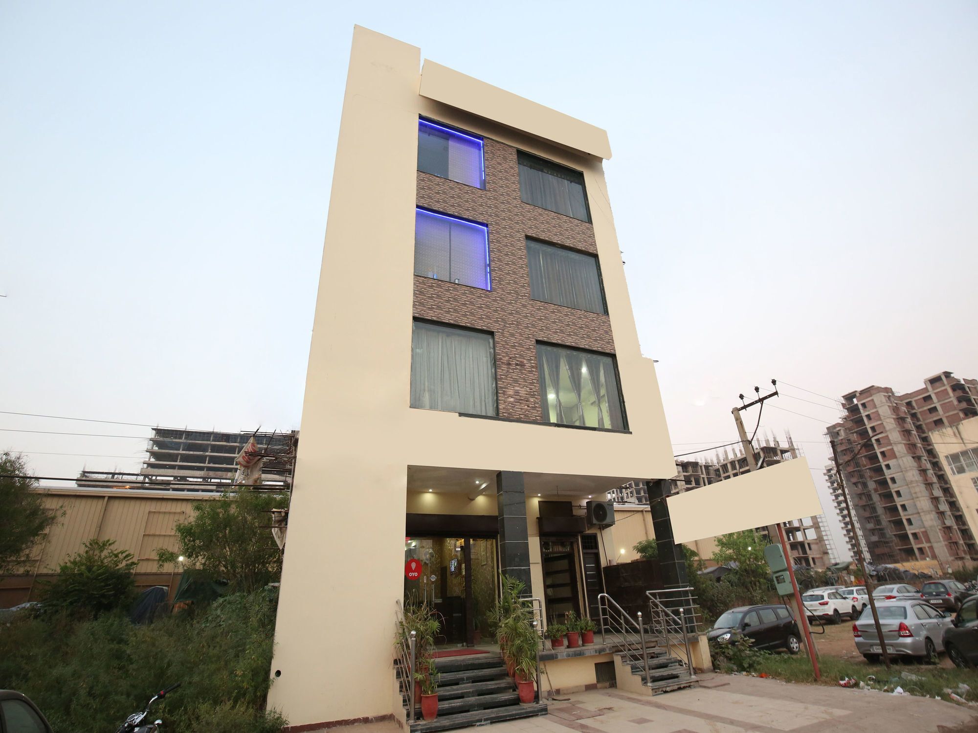 Oyo 9956 Hotel Venus Zirakpur Exterior photo